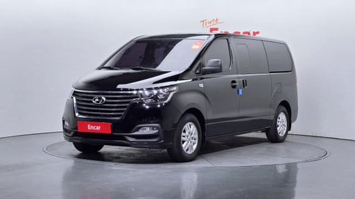 2018 HYUNDAI Grand Starex