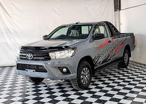 2018 TOYOTA Hilux