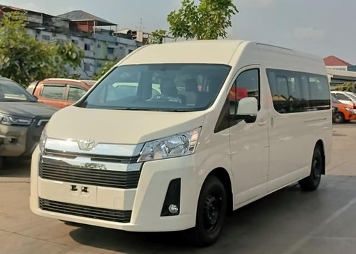 2025 TOYOTA Hiace Commuter