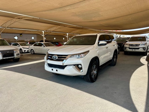 2020 TOYOTA Fortuner