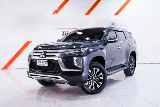 2021 MITSUBISHI Pajero