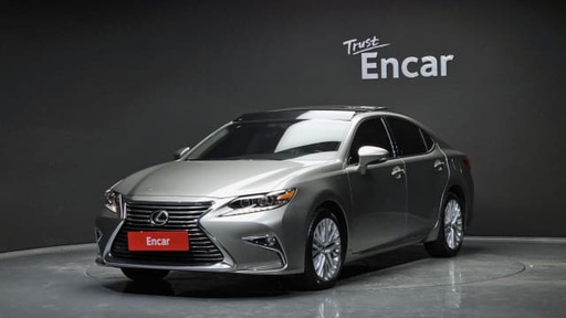 2017 LEXUS ES