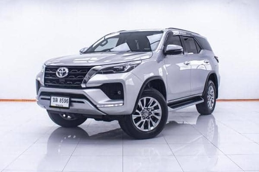 2021 TOYOTA Fortuner