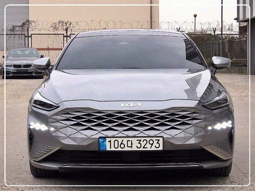 2022 KIA K8