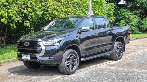 2021 TOYOTA Hilux