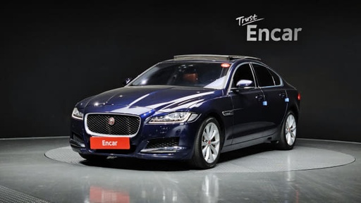 2017 JAGUAR XF