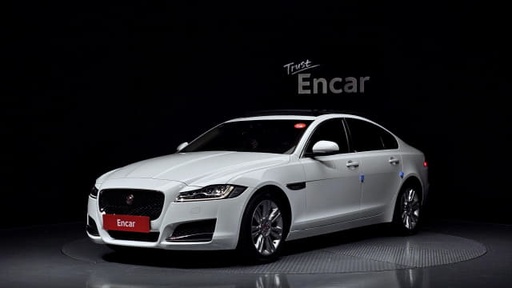 2017 JAGUAR XF