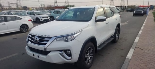2018 TOYOTA Fortuner