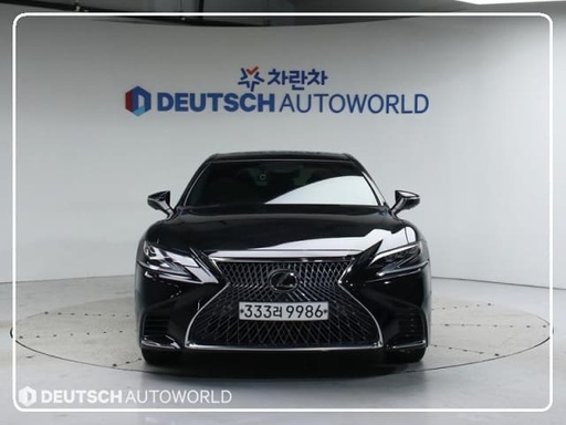 2019 LEXUS LS