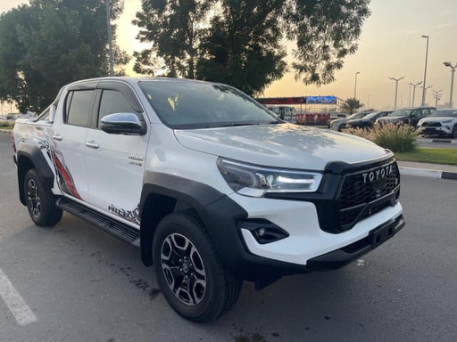 2022 TOYOTA Hilux