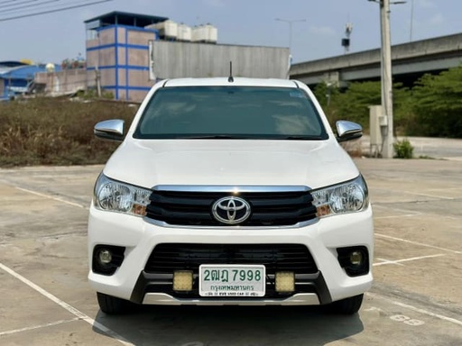2018 TOYOTA Hilux
