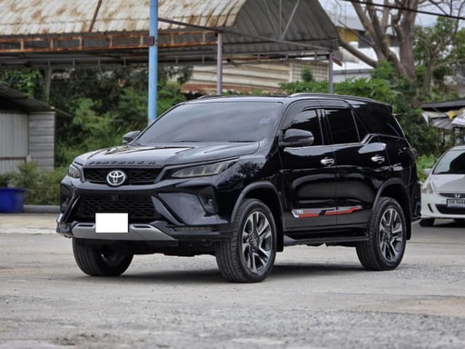 2022 TOYOTA Fortuner