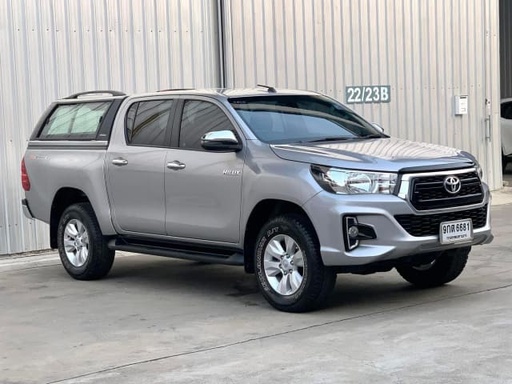 2019 TOYOTA Hilux