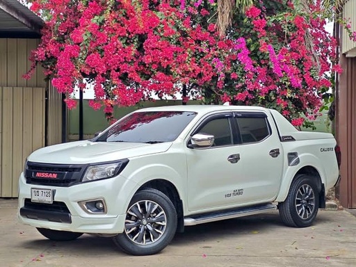 2017 NISSAN Navara