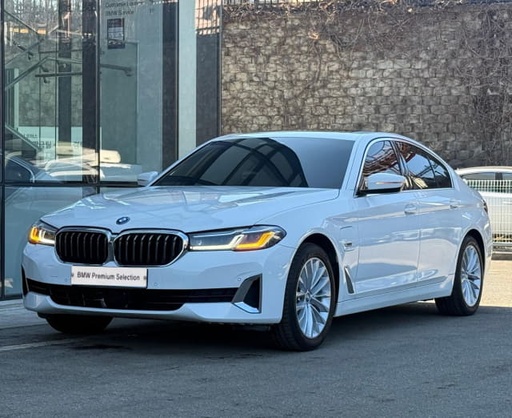 2022 BMW 5 Series
