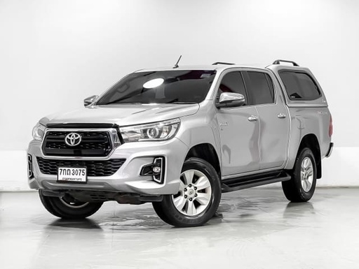 2019 TOYOTA Hilux
