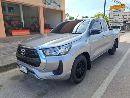 2022 TOYOTA Hilux