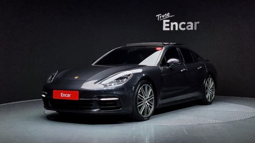 2018 Porsche Panamera