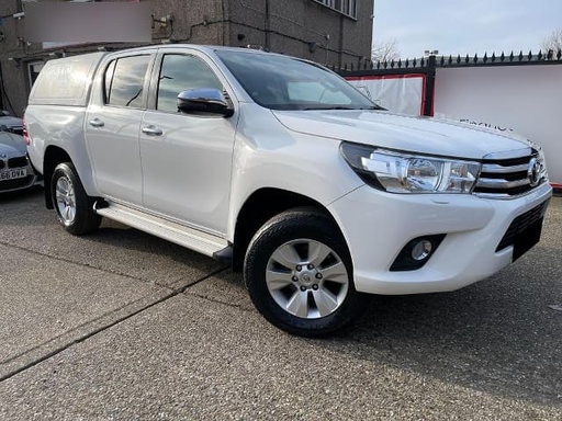 2018 TOYOTA Hilux