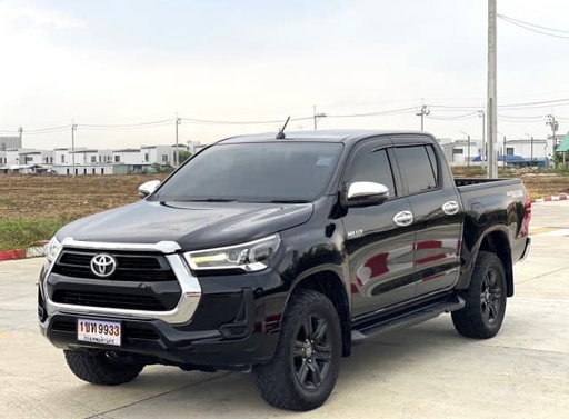 2022 TOYOTA Hilux
