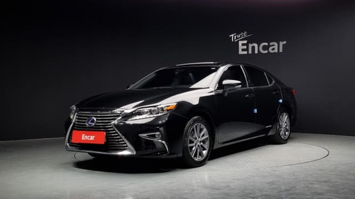 2018 LEXUS ES