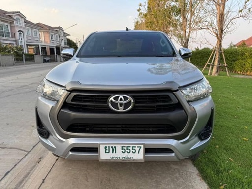 2020 TOYOTA Hilux