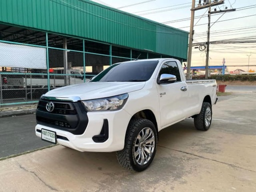 2023 TOYOTA Hilux