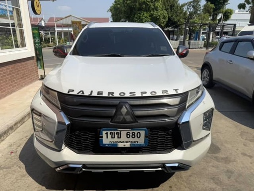 2020 MITSUBISHI Pajero