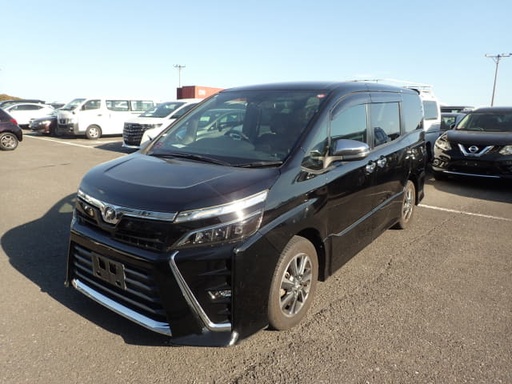2018 TOYOTA Voxy