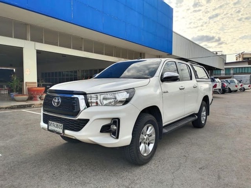 2019 TOYOTA Hilux