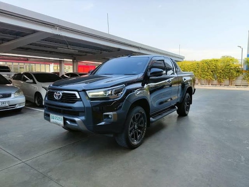 2020 TOYOTA Hilux