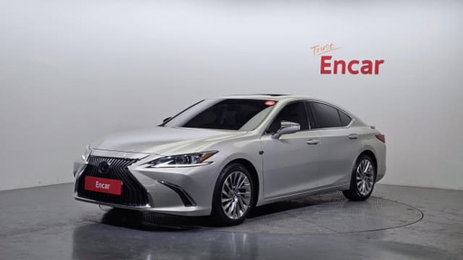 2019 LEXUS ES, 