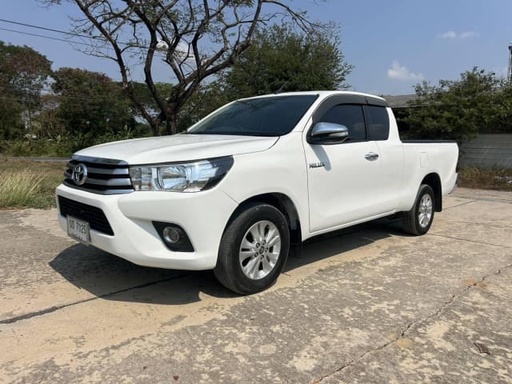 2018 TOYOTA Hilux