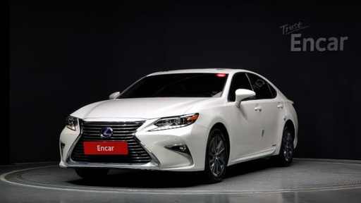 2017 LEXUS ES