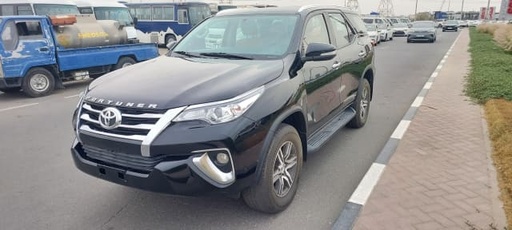 2017 TOYOTA Fortuner