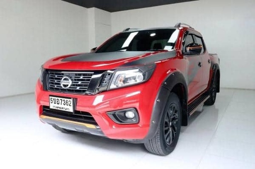 2020 NISSAN Navara