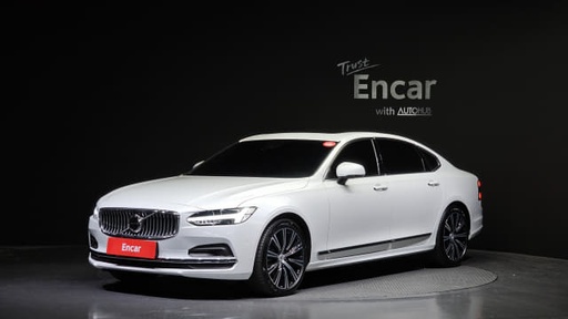 2023 VOLVO S90