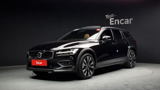2025 VOLVO V60, 