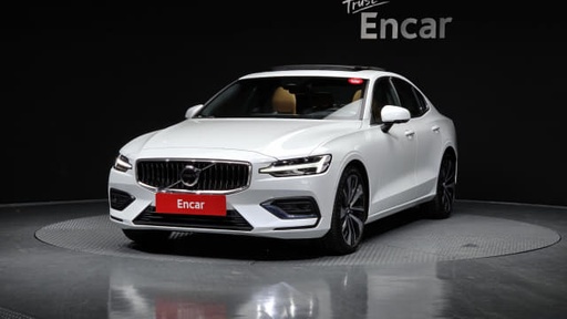 2024 VOLVO S60