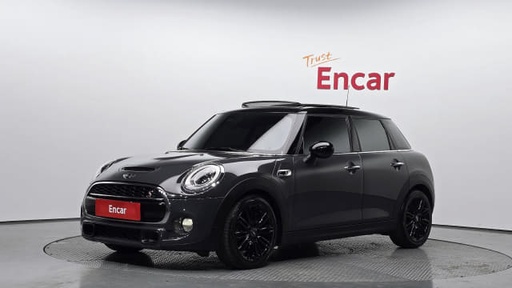 2017 Mini Cooper, 