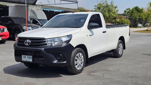 2019 TOYOTA Hilux