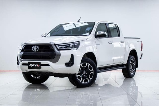 2020 TOYOTA Hilux