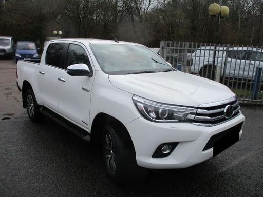 2018 TOYOTA Hilux