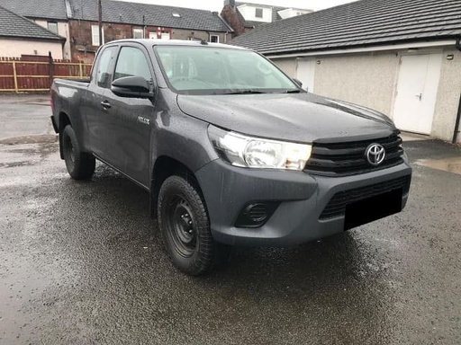 2018 TOYOTA Hilux