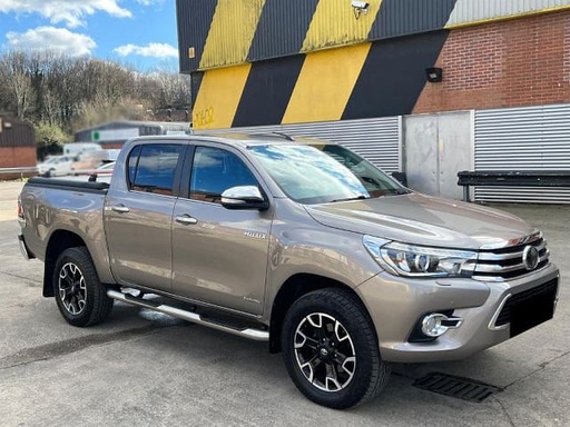 2016 TOYOTA Hilux