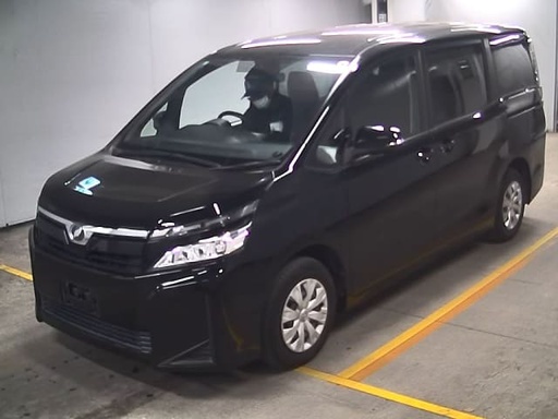 2018 TOYOTA Voxy