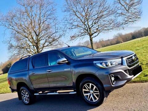 2018 TOYOTA Hilux