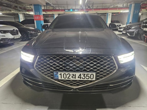 2020 Genesis G90