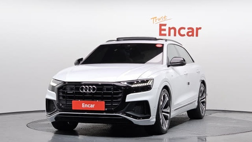 2023 AUDI Q8