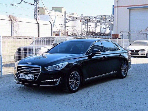 2018 Genesis EQ900